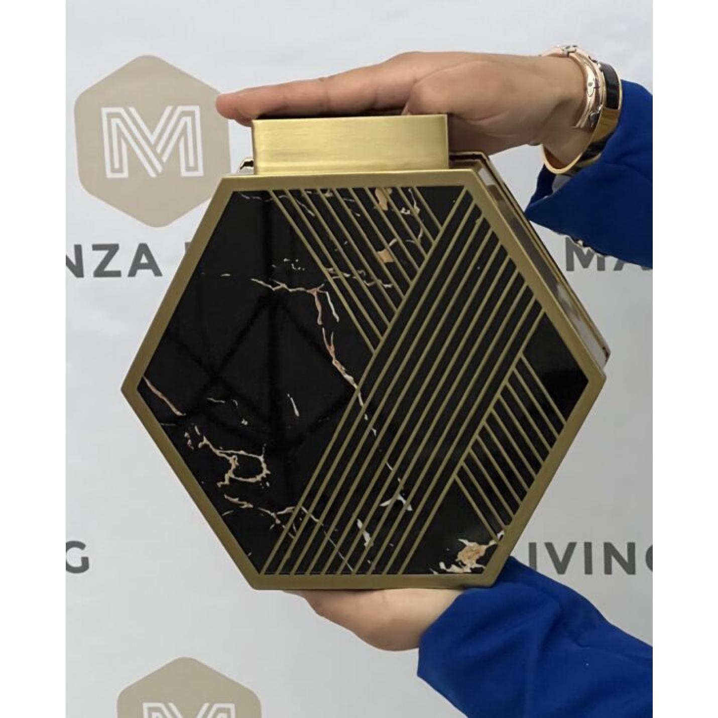 Exclusieve Gouden Vaas - Zwart Detail - H25cm - Manza Living 3