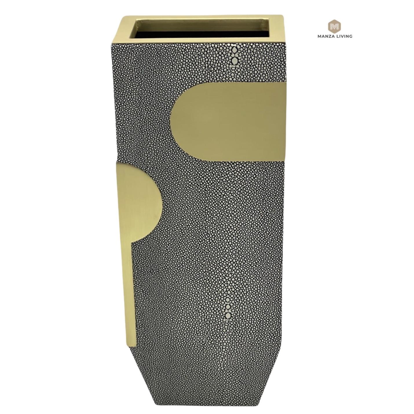 Luxe Gouden Vaas - Rechthoek - H37cm - Manza Living 1