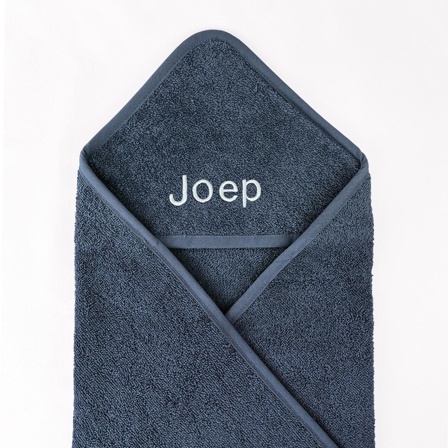 Badcape, speendoekje en slab met naam; Afbeelding: 2