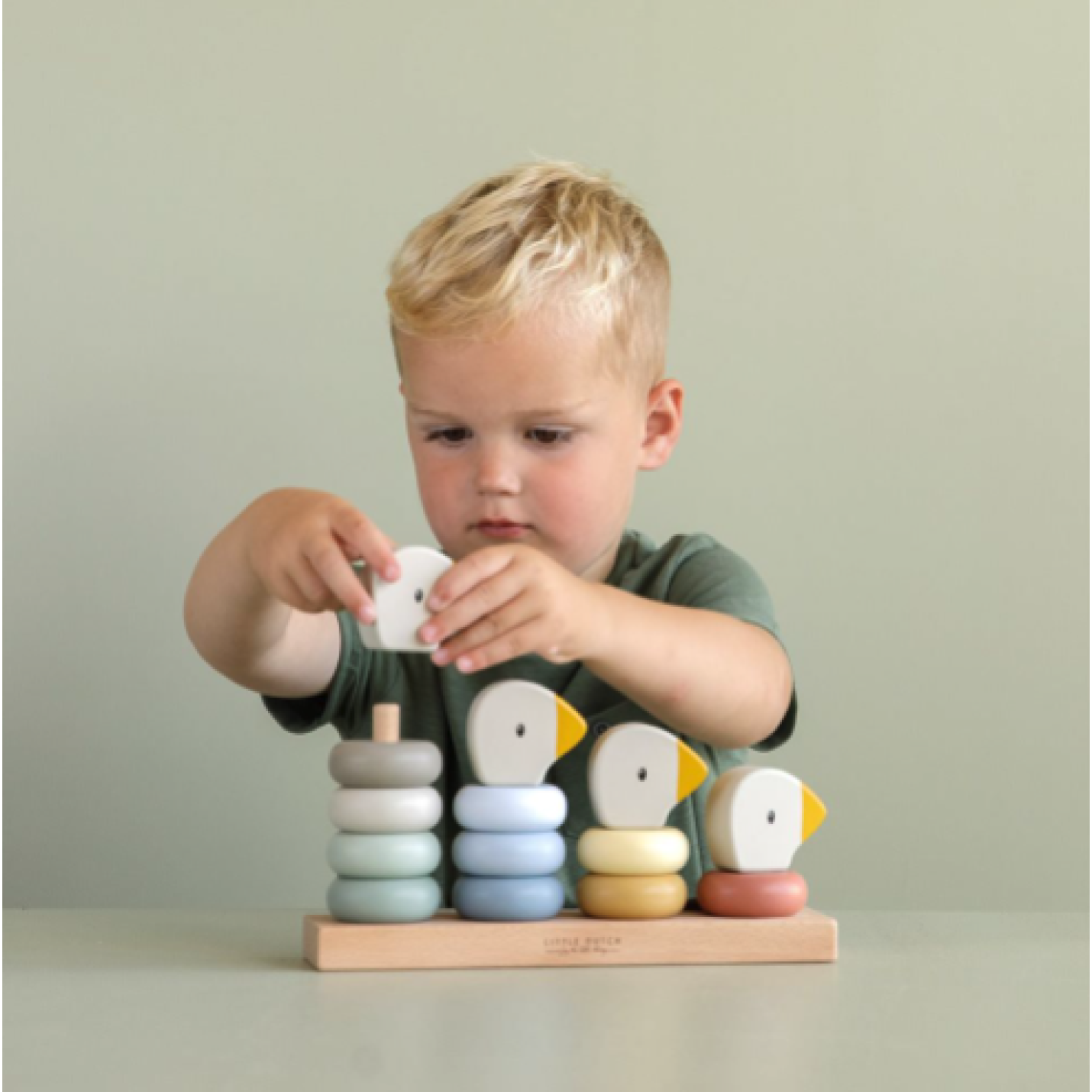 Houten familie gans stapelaar | Little Dutch; Afbeelding: 2