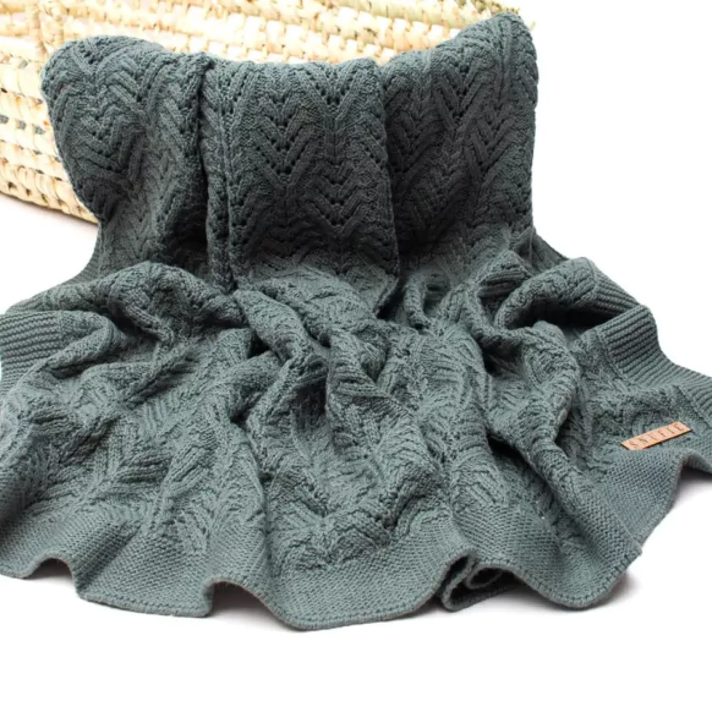 Snufie-Baby-blanket-knitted-Fan-MossGreen-NeoNurses