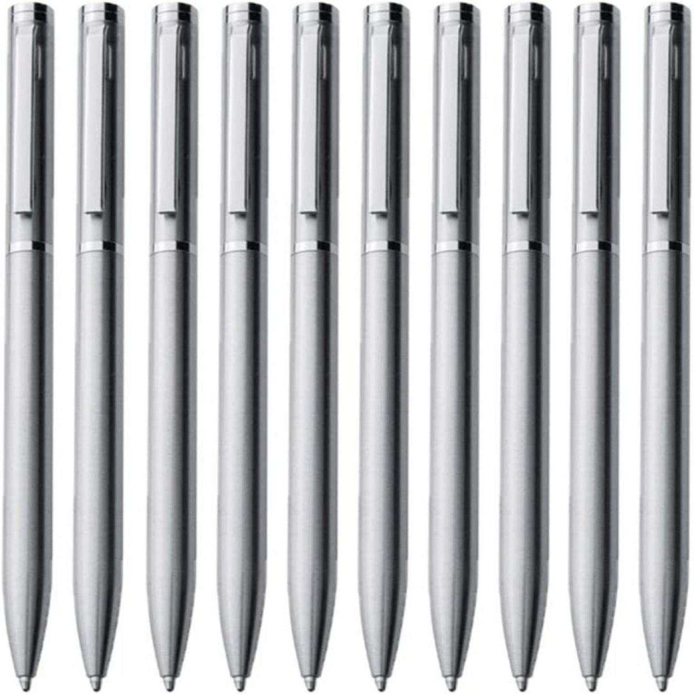 Een collectie van identieke Ontdek de elegantie van onze hoogwaardige metalen balpennen uit de 19e eeuw, parallel geplaatst.