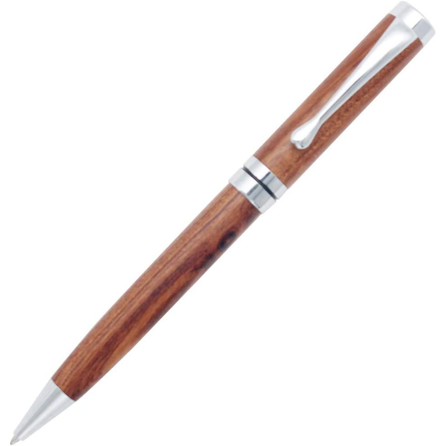 Schrijf in stijl met onze Schrijf in stijl met onze Schrijf in stijl met onze Aubainerie pen met zilveren accenten op een witte achtergrond.