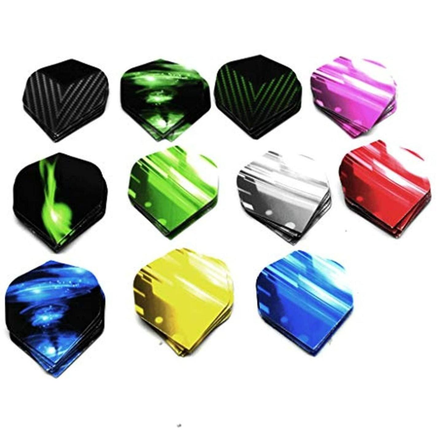 Een verzameling kleurrijke, driehoekige dartvluchten gerangschikt in een rasterpatroon op een witte achtergrond.
Versier je dartspel met onze dartflights set - 66 stuks in diverse kleuren.