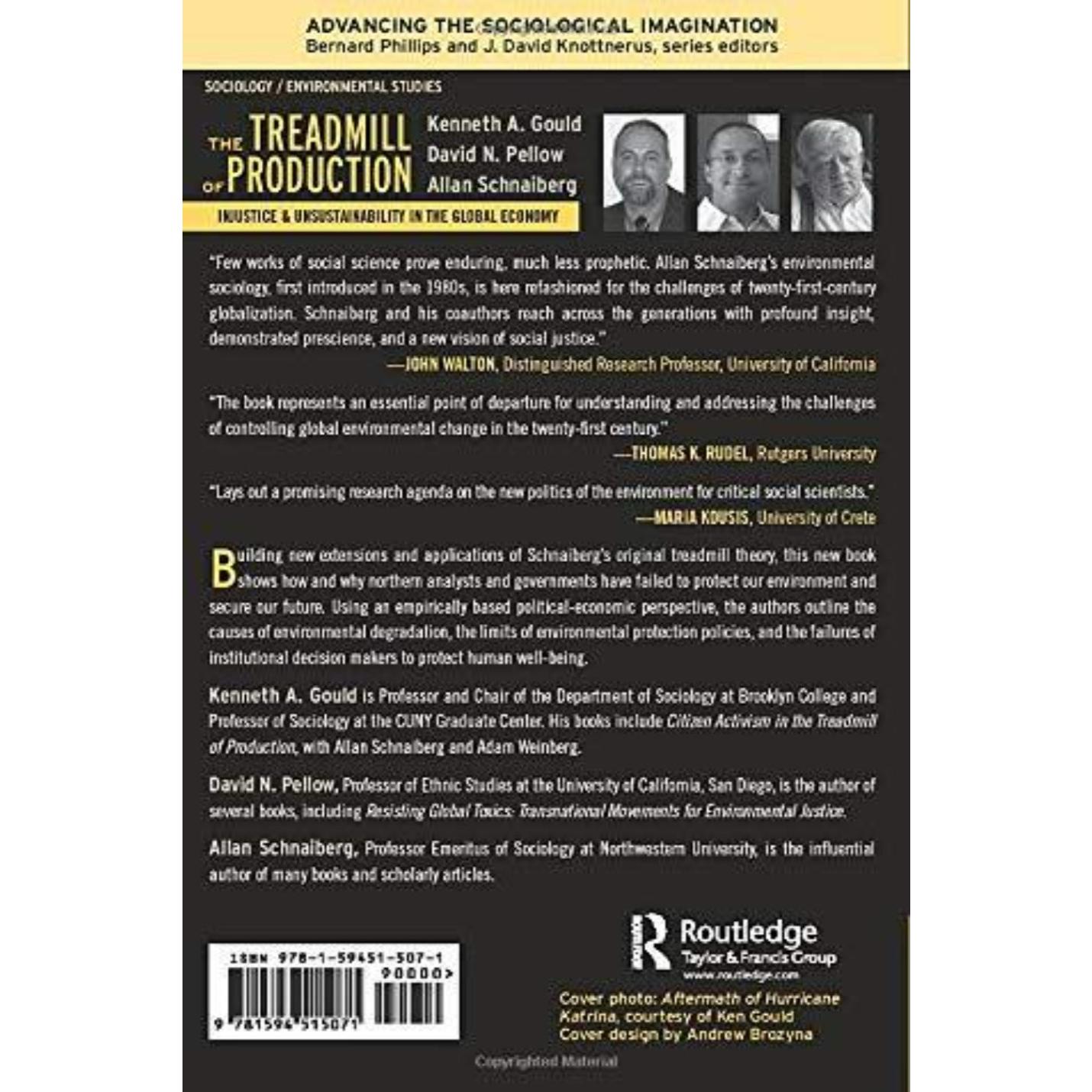 Achterkant van het boek "Treadmill of Production: Injustice and Unsustainability in the Global Economy" van Paul Robbins, John Hintz en Sarah A. Moore, met tekstbeschrijvingen en recensies gericht op milieusociologie.
