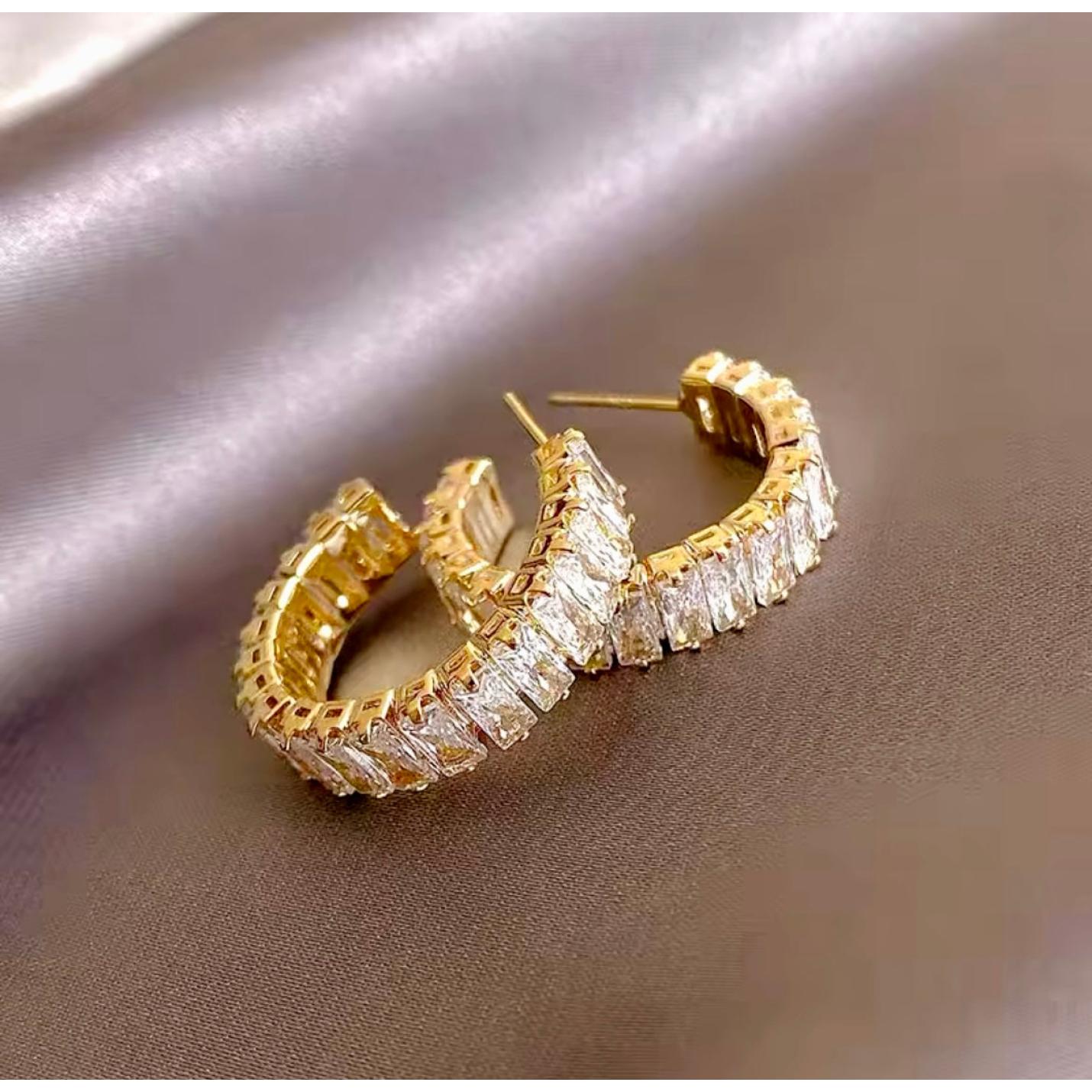Party Glam Hoop Earrings; Afbeelding: 2