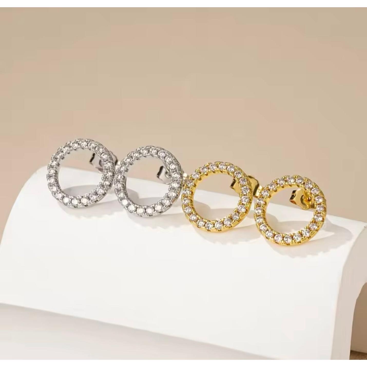 Golden Infinite Earrings; Afbeelding: 3