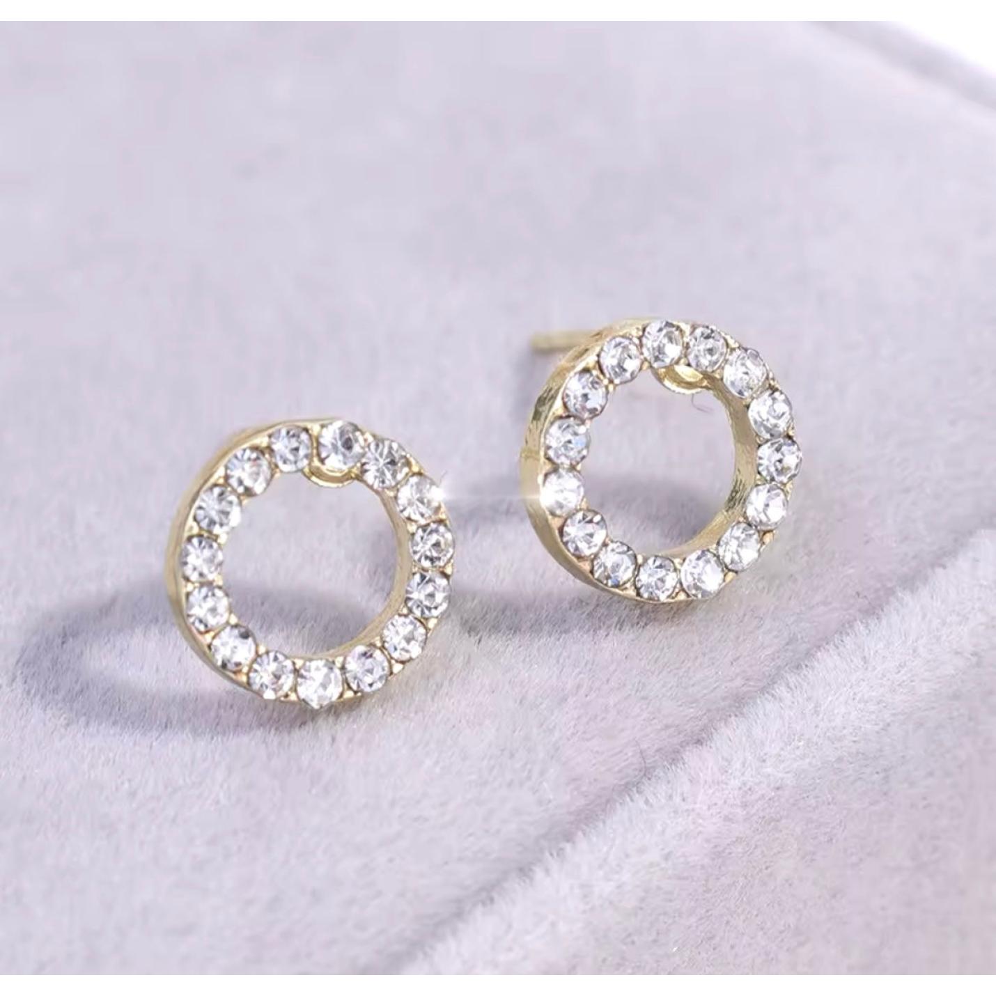 Golden Infinite Earrings; Afbeelding: 4