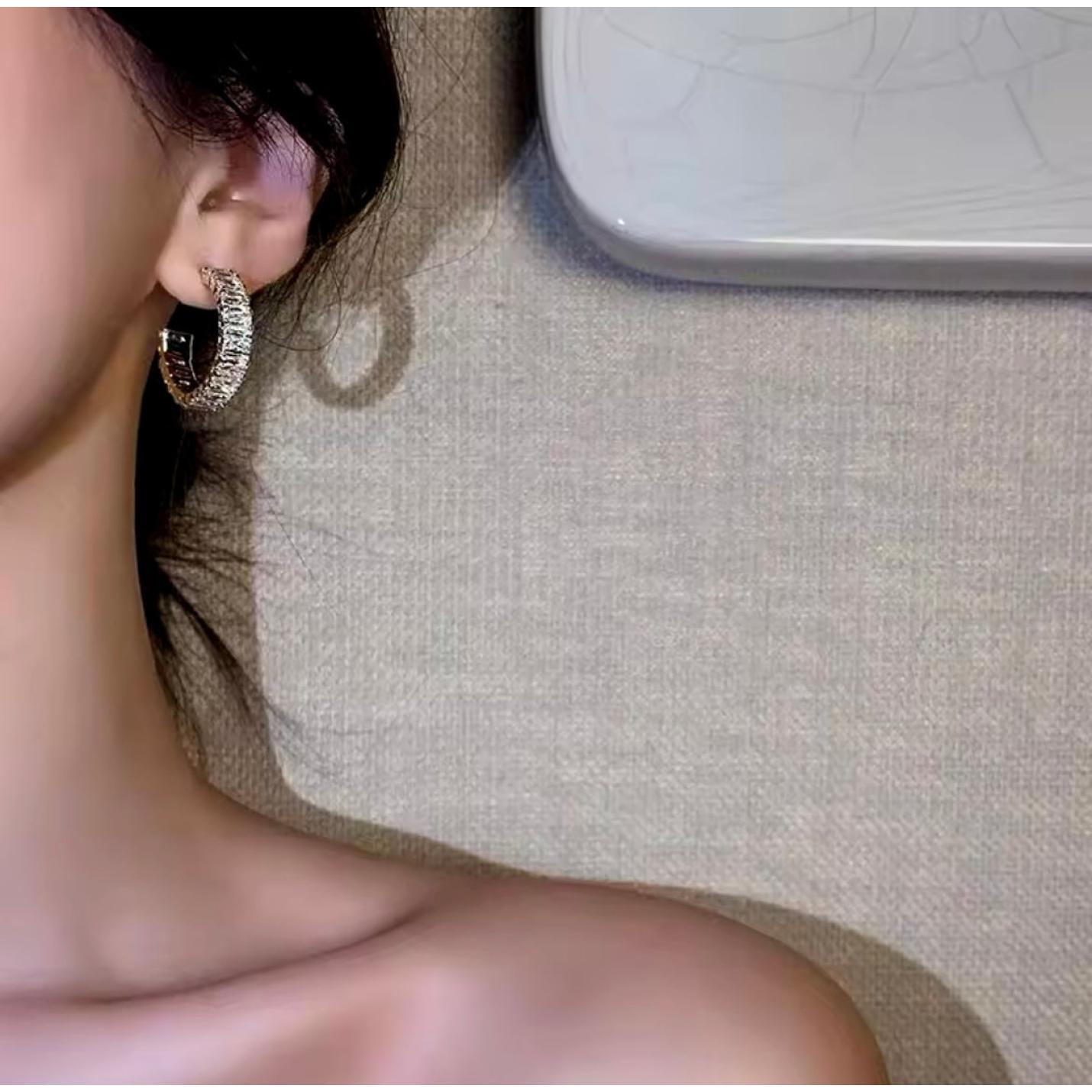 Party Glam Hoop Earrings; Afbeelding: 3