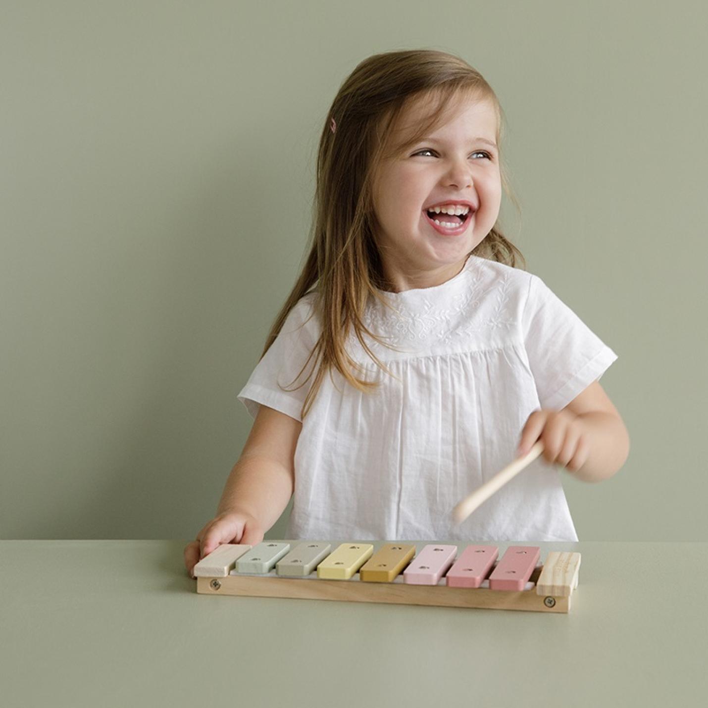 Houten Xylofoon roze | Little Dutch; Afbeelding: 2
