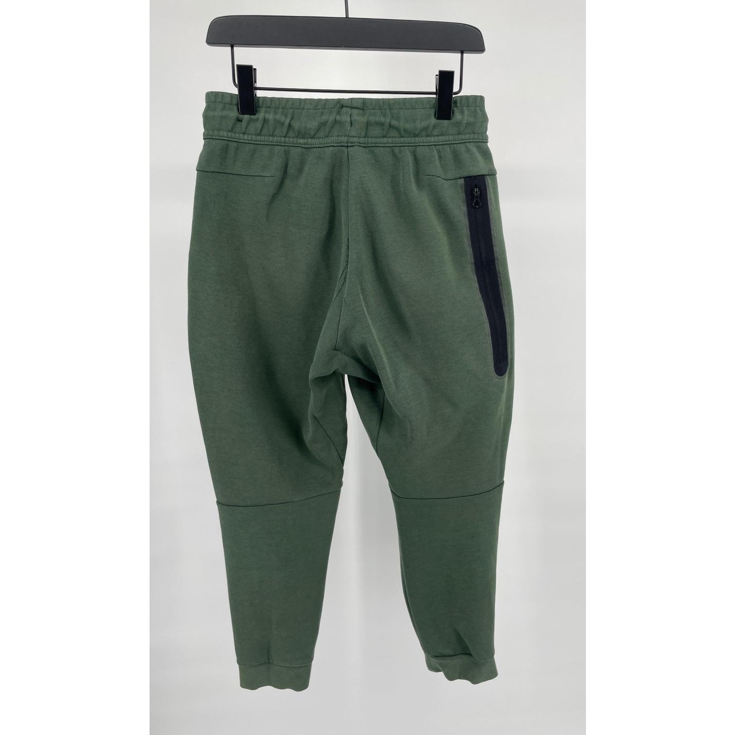 Nike Tech Fleece Joggingbroek Groen Maat 140 / 146; Afbeelding: 2