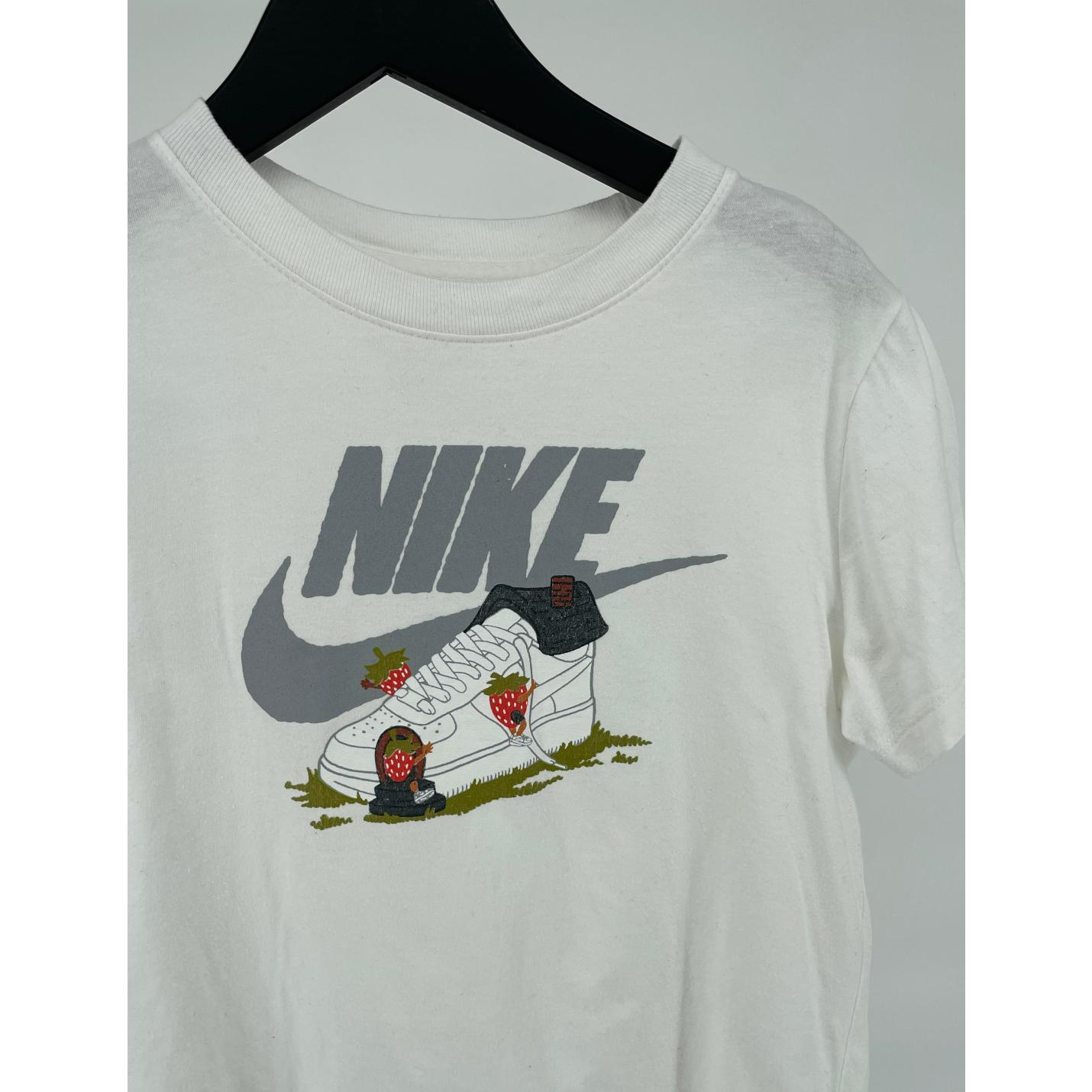 T-shirt Wit Schoen met Aardbei Maat 140 / 146; Afbeelding: 3