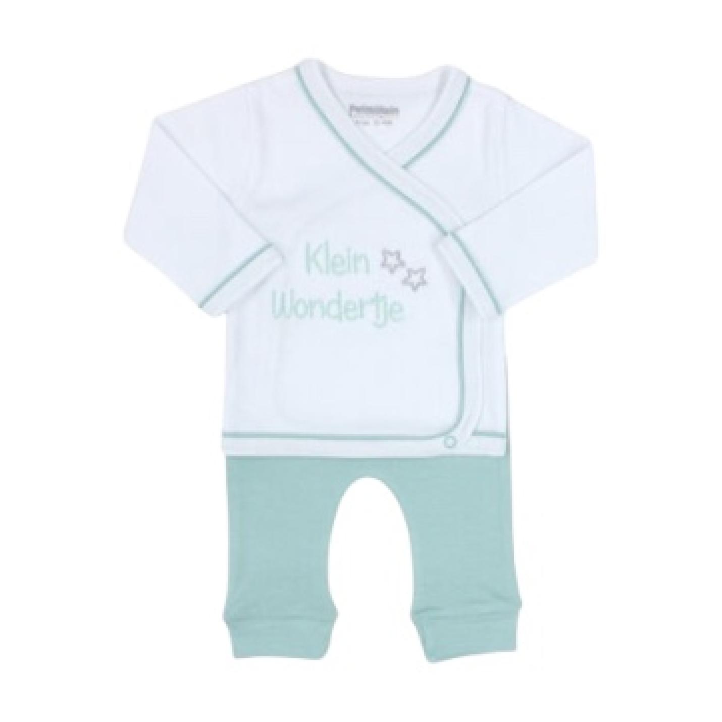Setje Klein Wondertje Groen is een wit babyshirtje met groene tekst en een groen broekje