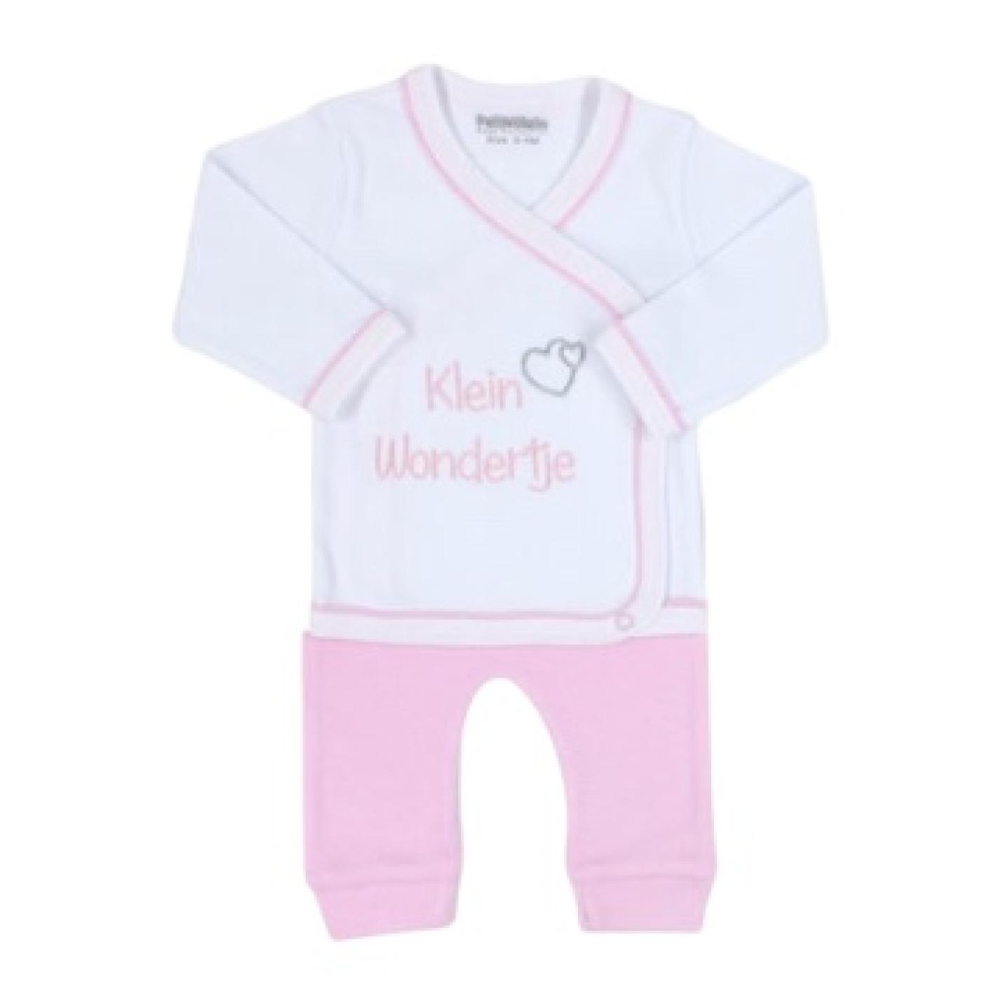 Setje Klein Wondertje Roze is een wit babyshirtje met roze tekst en roze broekje