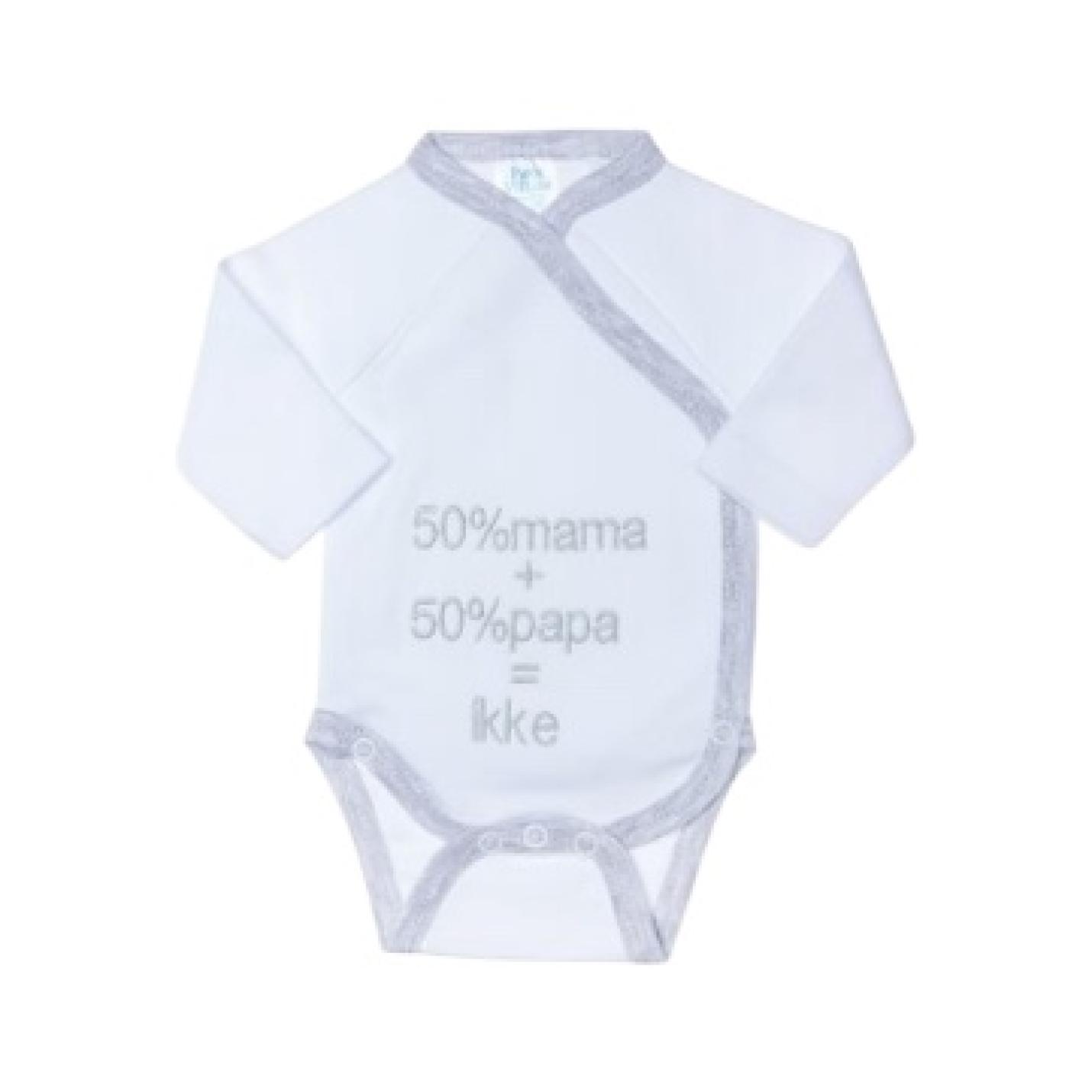 Romper wit 50%mama/papa is een witte babydomper met grijze tekst