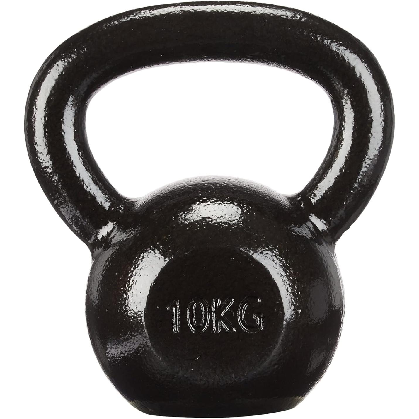 De 💪 Bouw kracht en uit duurzaamheid kettlebell is een zwarte kettlebell van 10kg met een glanzend oppervlak, perfect voor krachttraining thuis. Hij heeft een afgeronde body en stevig handvat, ideaal voor effectieve trainingen thuis.