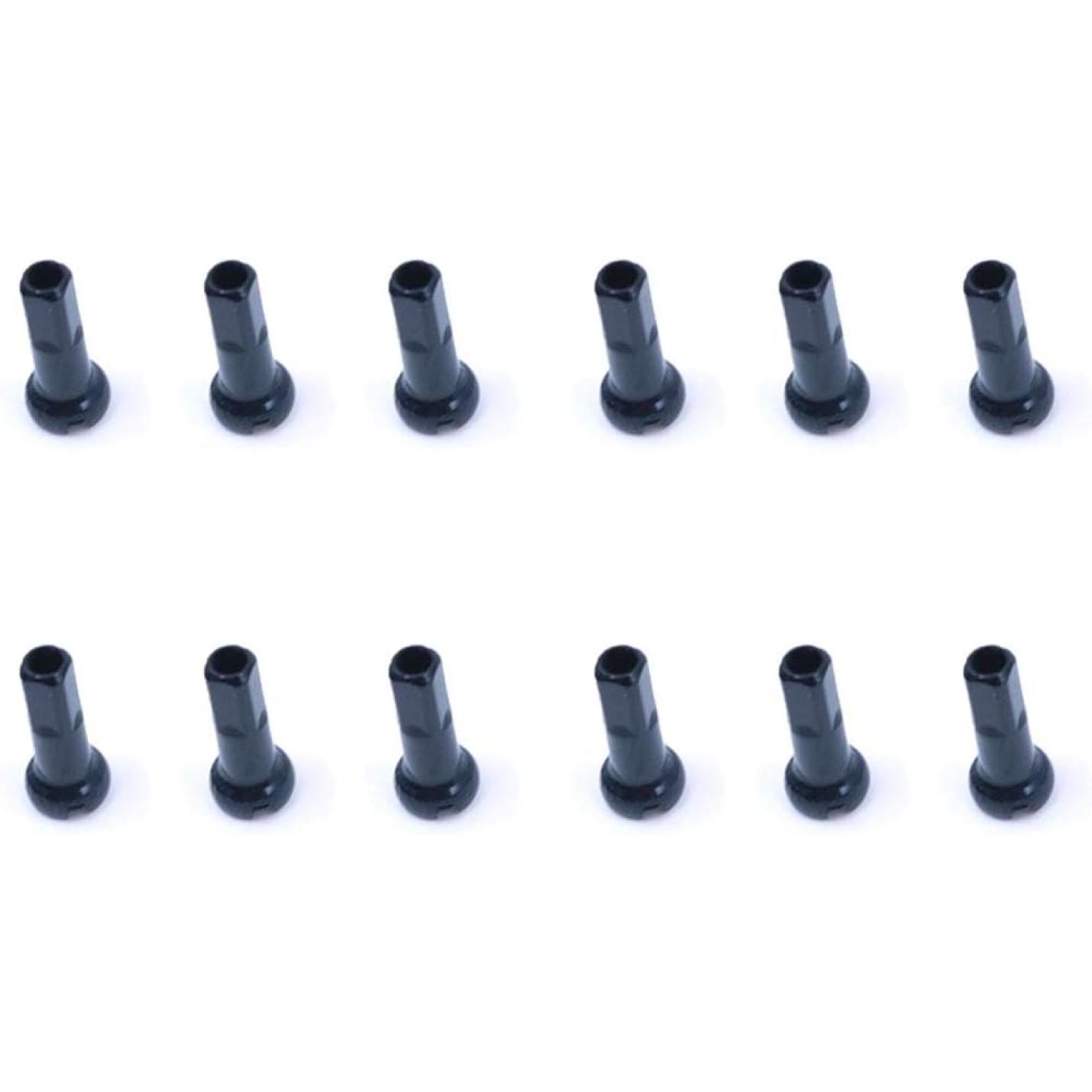 Twaalf zwarte plastic klinknagels, in navolging van de stijl van 🚴‍♂️ Geef je fiets een upgrade met deze lichtgewicht fiets spaaknippels!, zijn netjes gerangschikt in drie rijen op een witte achtergrond.