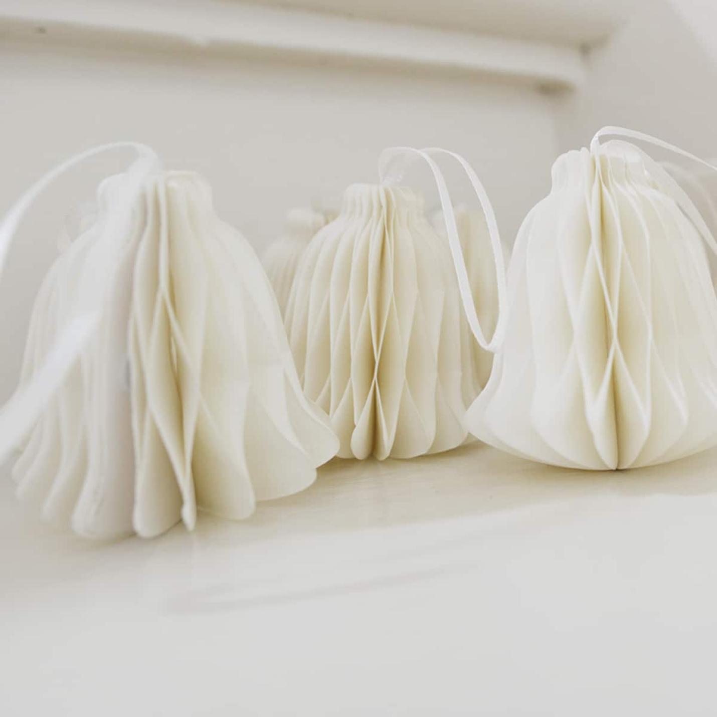 Kerstbel papier wit; Afbeelding: 3