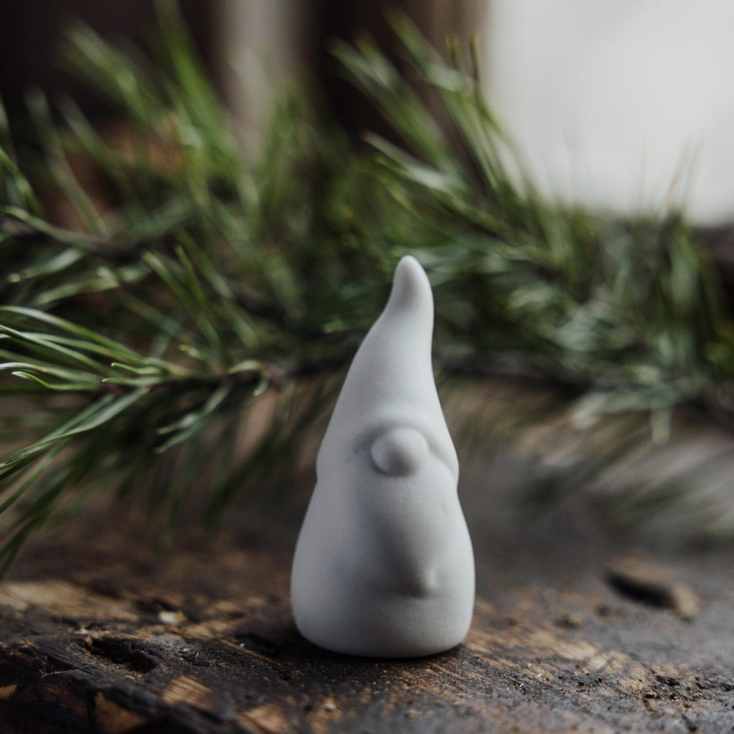 Storefactory miniatuur kerstman Melvin staand; Afbeelding: 2