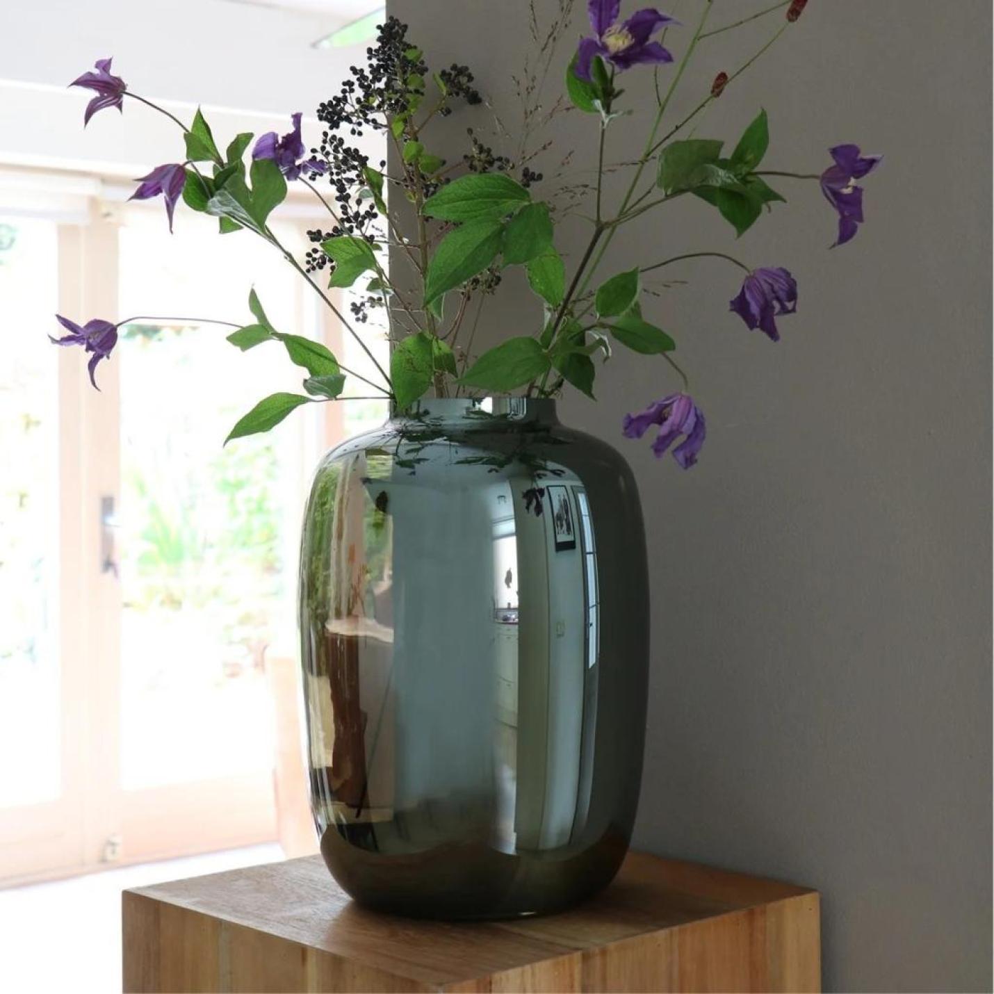 Glazen Vaas – Metallic Grijs/Groen - Medium 29cm hoog; Afbeelding: 2