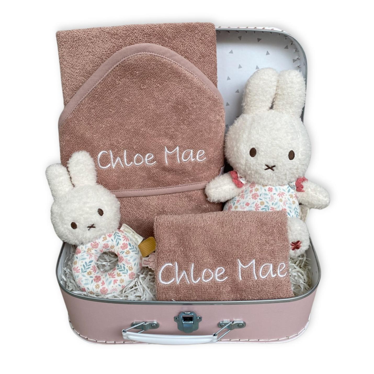 kraamcadeau koffer nijntje lucky blossom