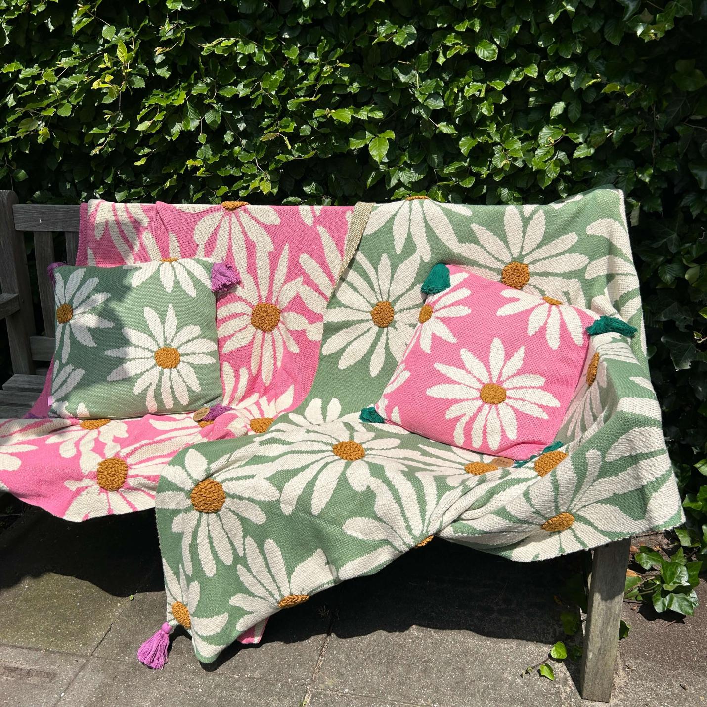 Sierkussen met gebreid madelief print – Inclusief Vulling; Afbeelding: 2