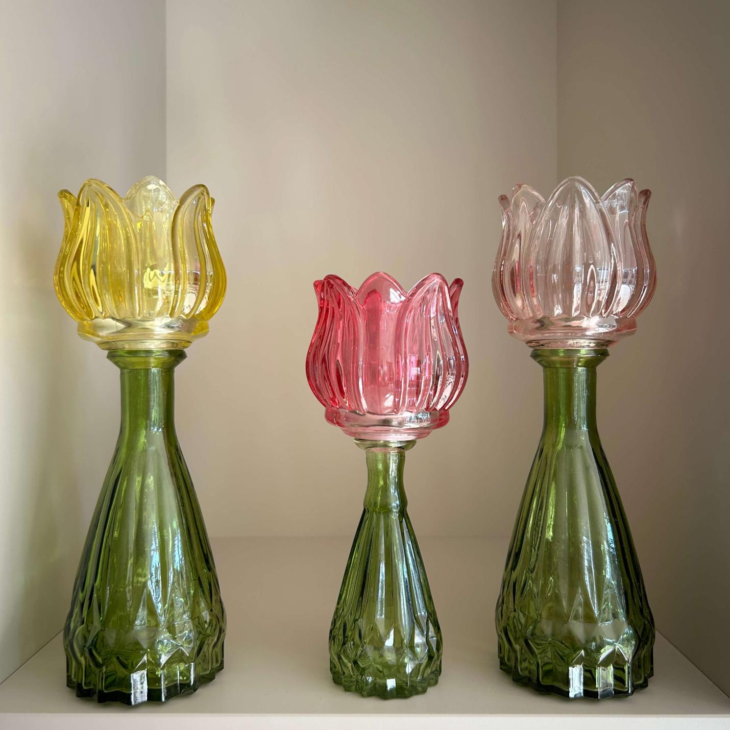 Kandelaar en Vaasje  Flower T-light - Geel - 18cm hoog; Afbeelding: 2