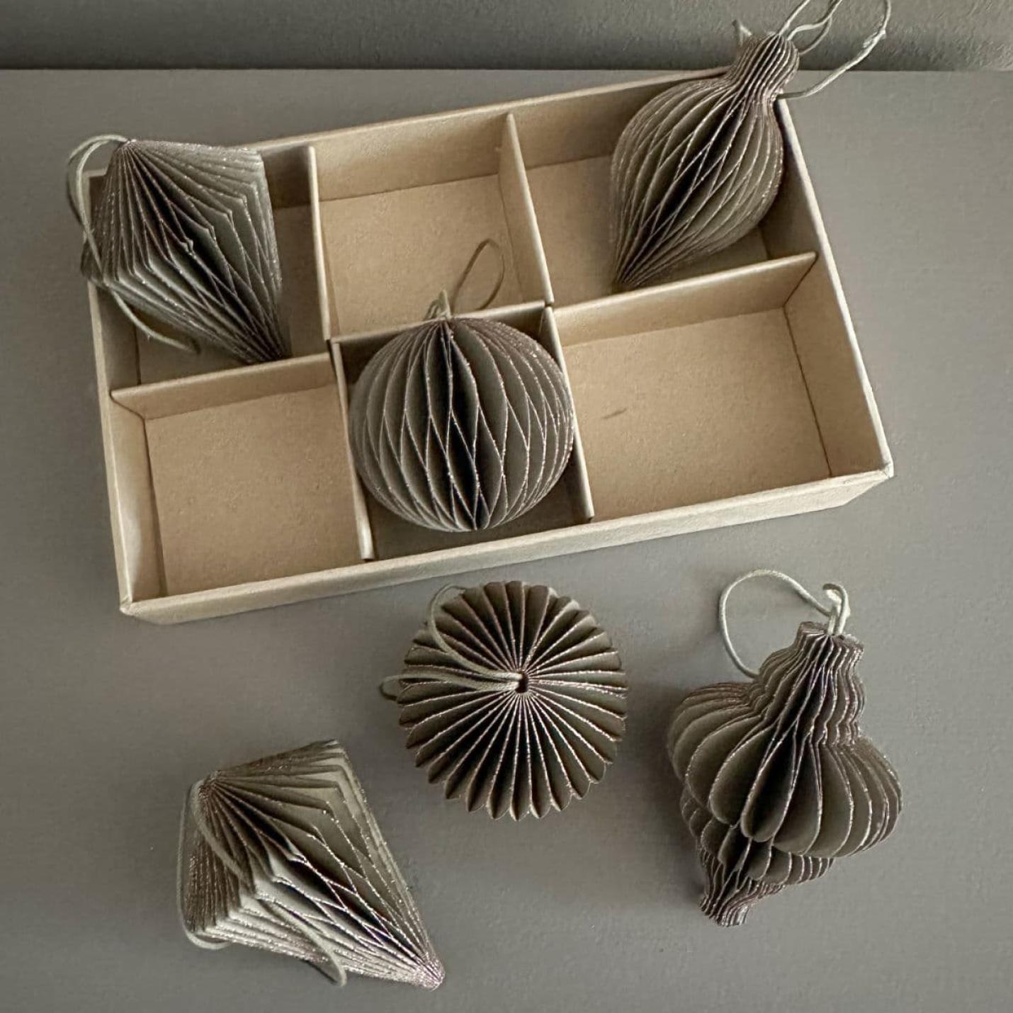 Kerst ornament hangers greige met glitter set van 6; Afbeelding: 3