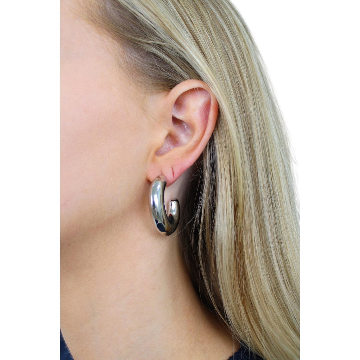 MEDIUM BASIC HOOP | ZILVER