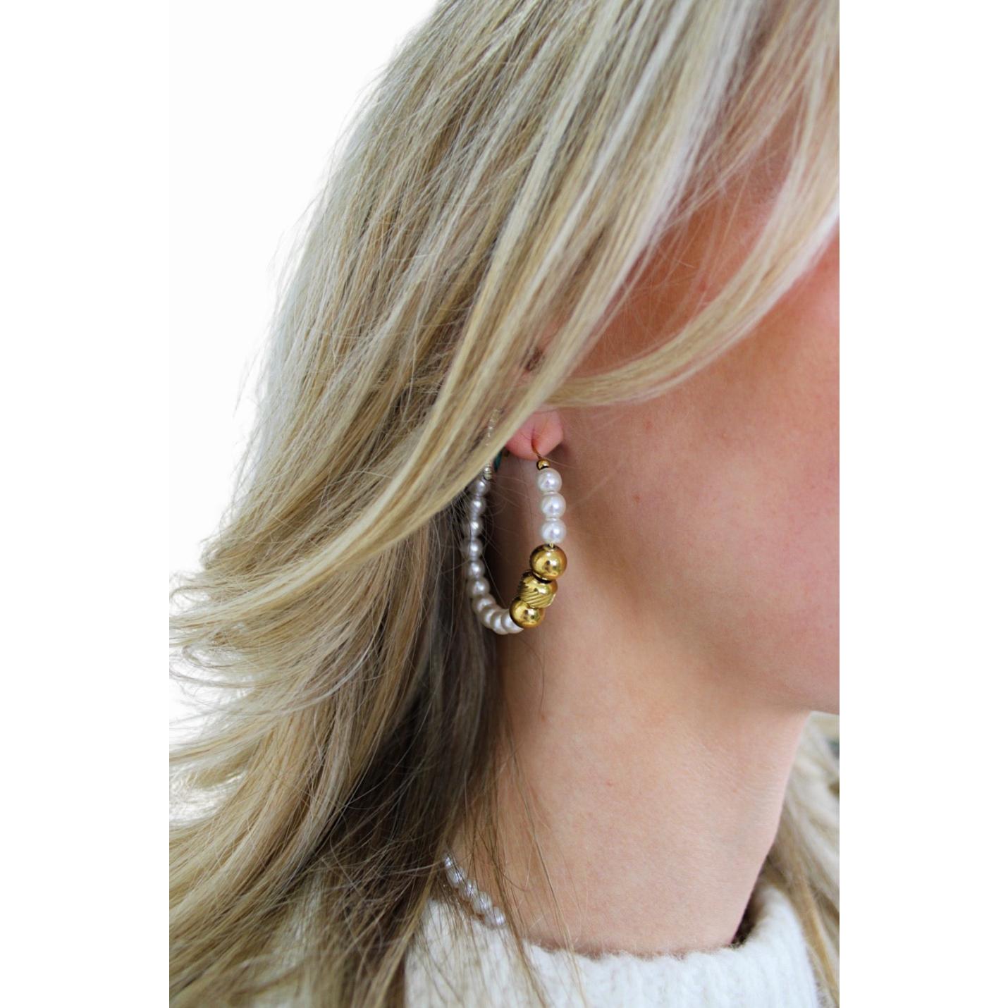 CUTE PEARL HOOPS | GOUD