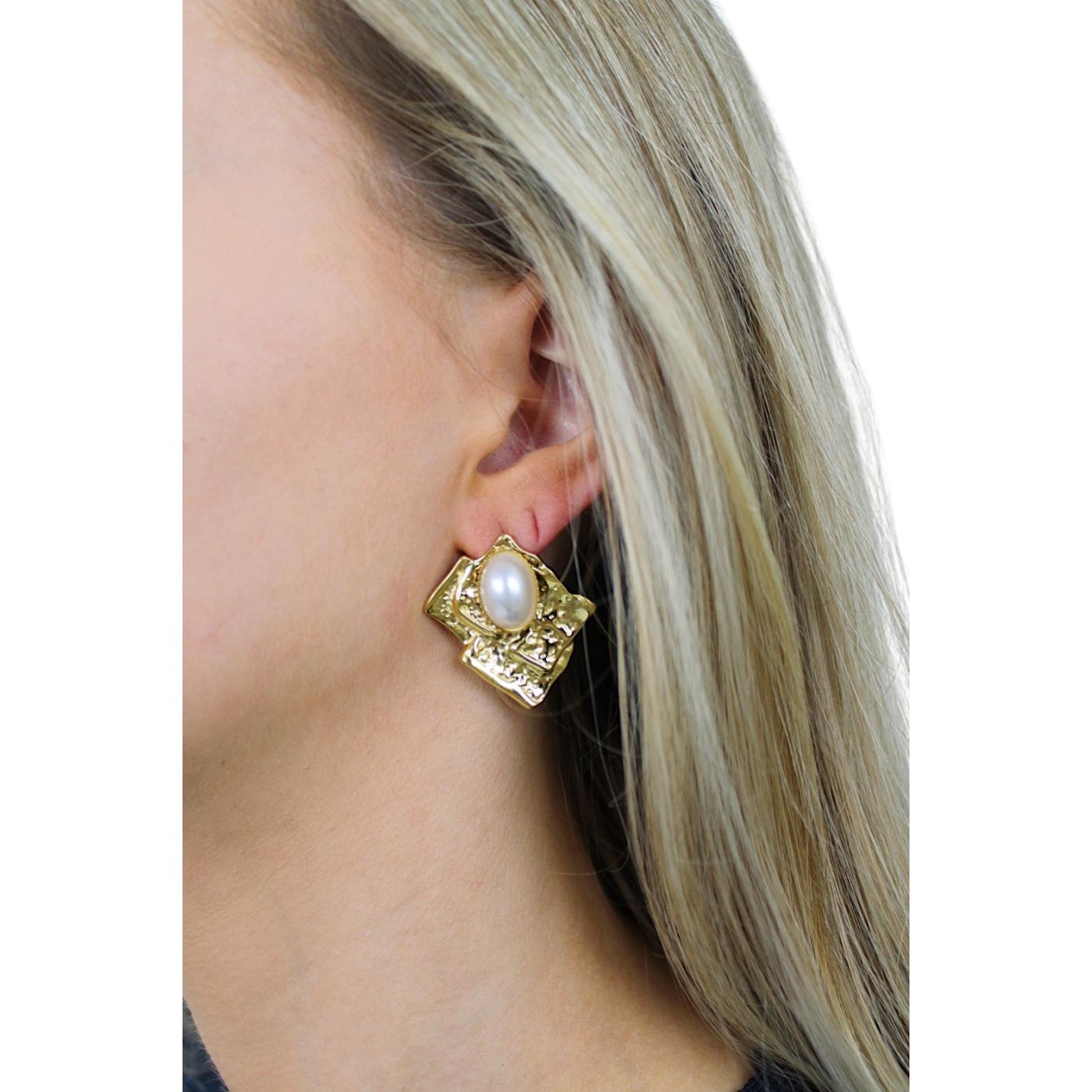 ICONIC PEARL EARRING | GOUD
