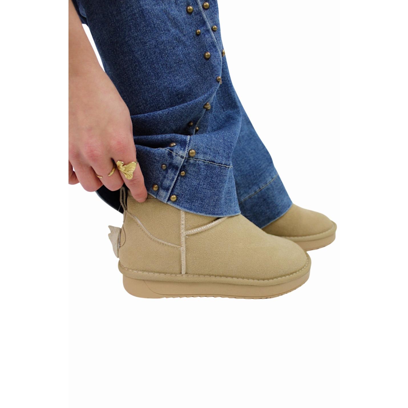 MINI LEATHER COSY BOOTS | BEIGE - 36