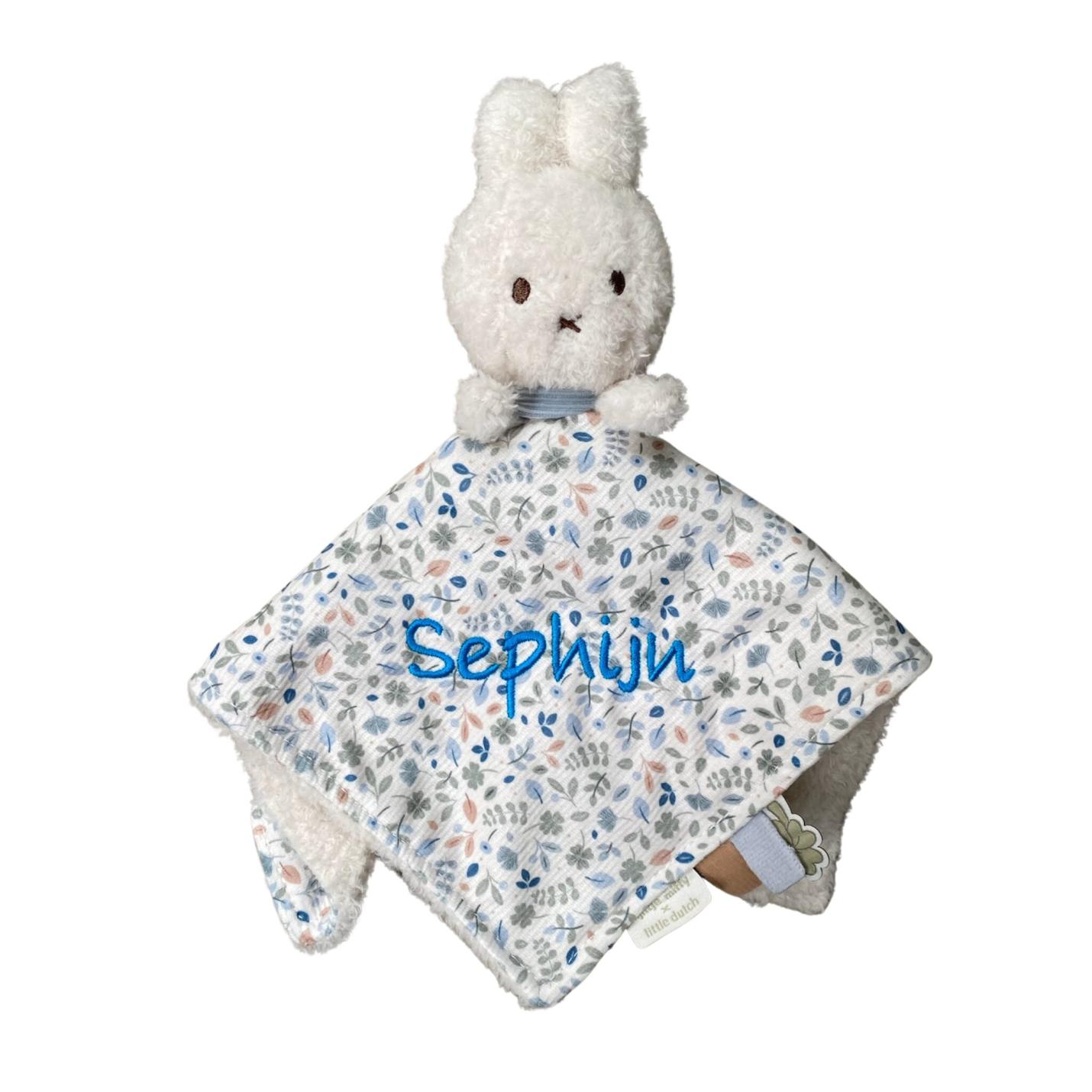 nijntje knuffeldoek lucky leaves met naam