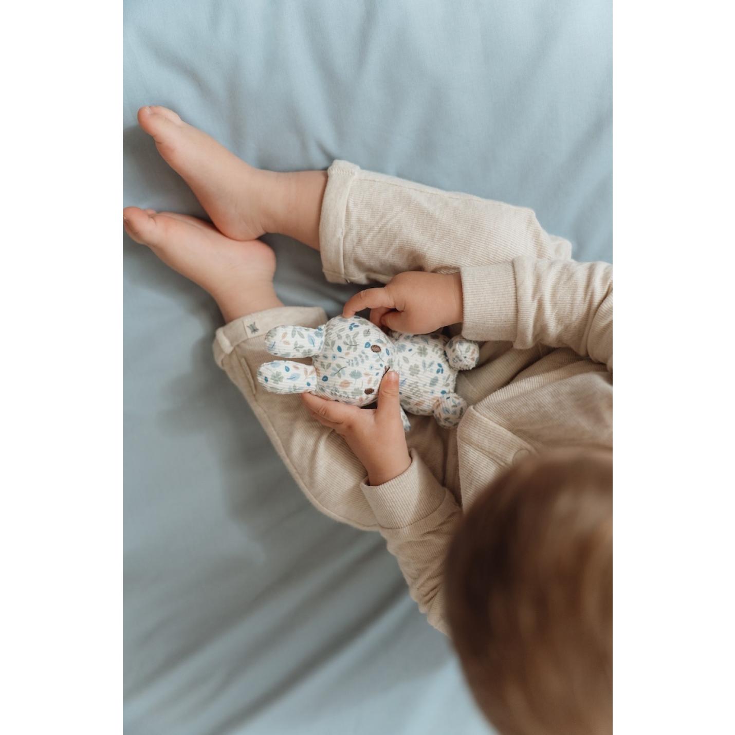 Nijntje x Little Dutch knuffel Lucky Leaves all-over print 15 cm; Afbeelding: 2