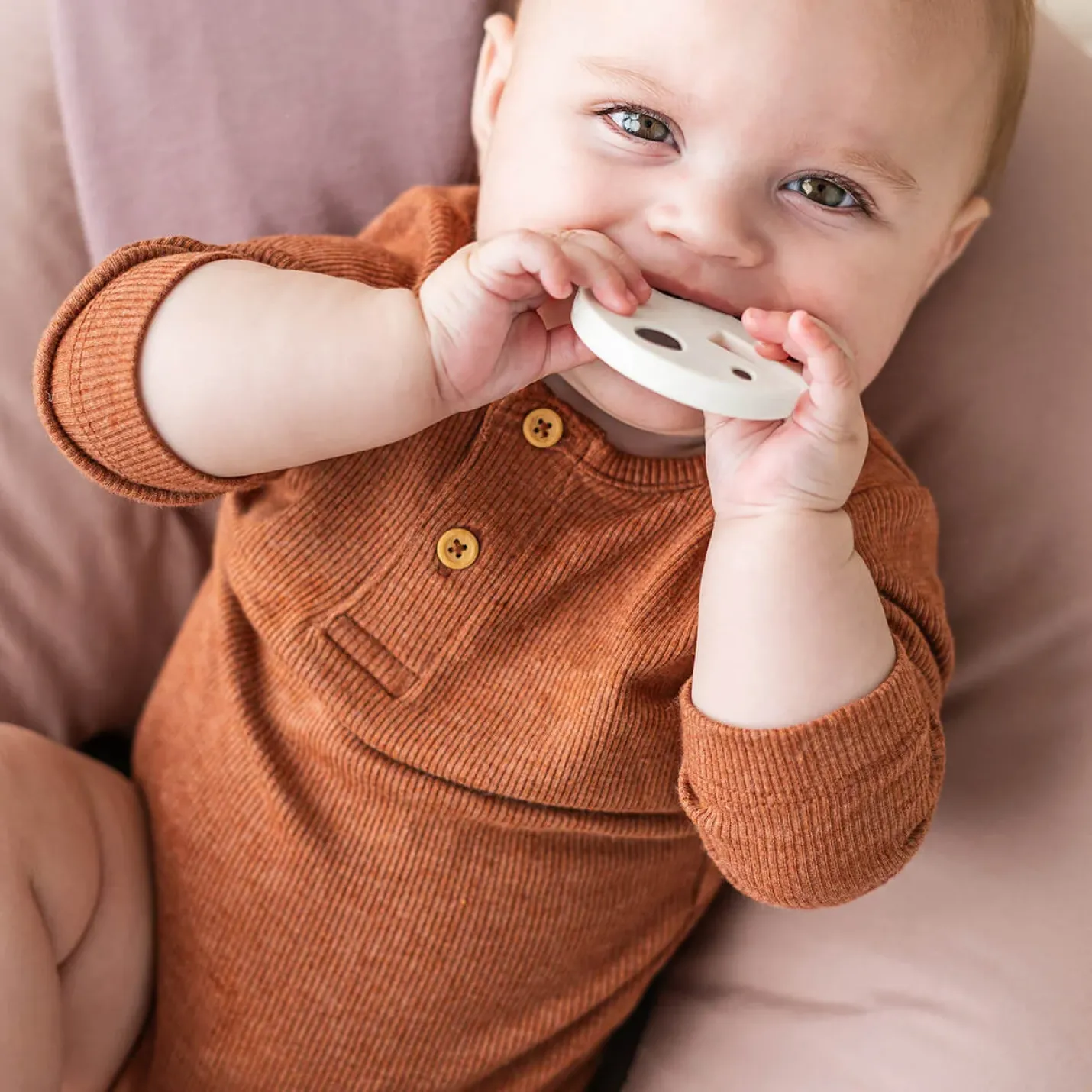 Tiny Grip Toy Ozzo I Done by Deer; Afbeelding: 4