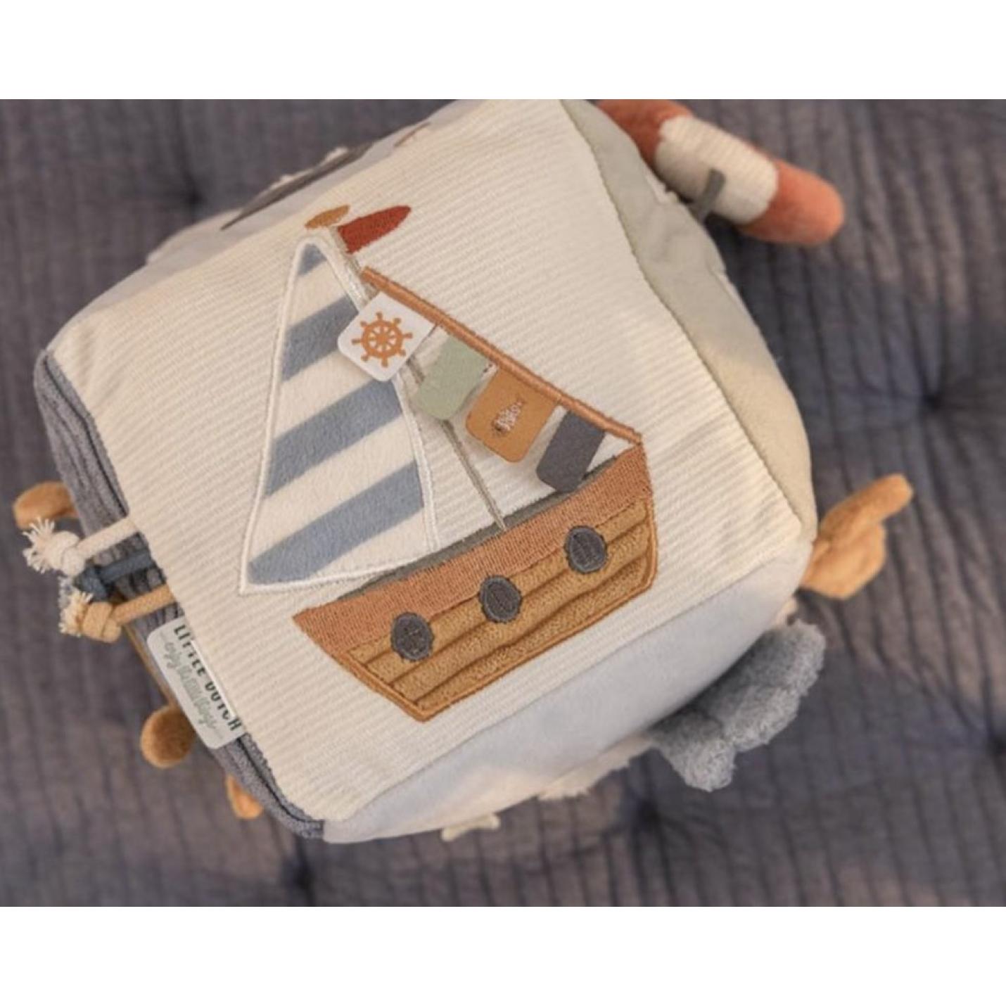 Pluche kubus blauw | Little Dutch; Afbeelding: 6