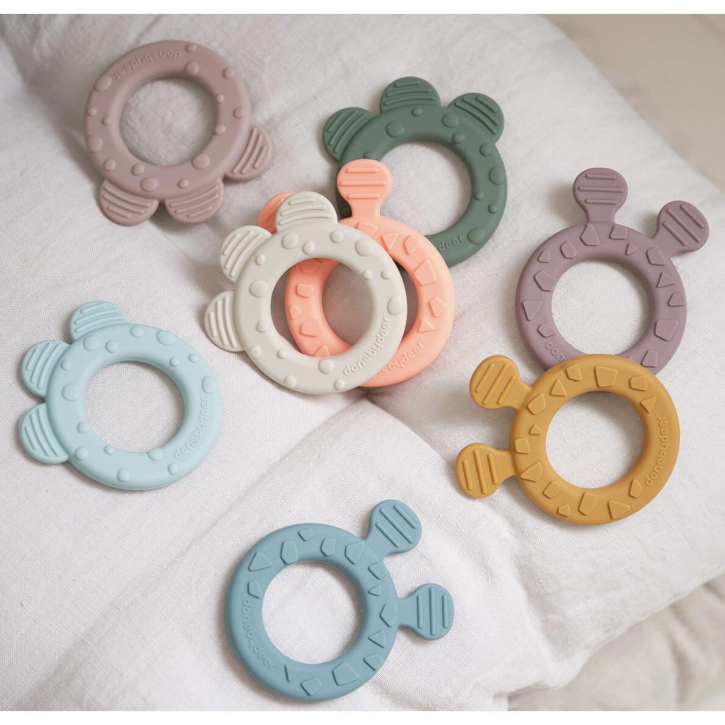 Set van 2 siliconen bijtringen powder | Done by Deer; Afbeelding: 2