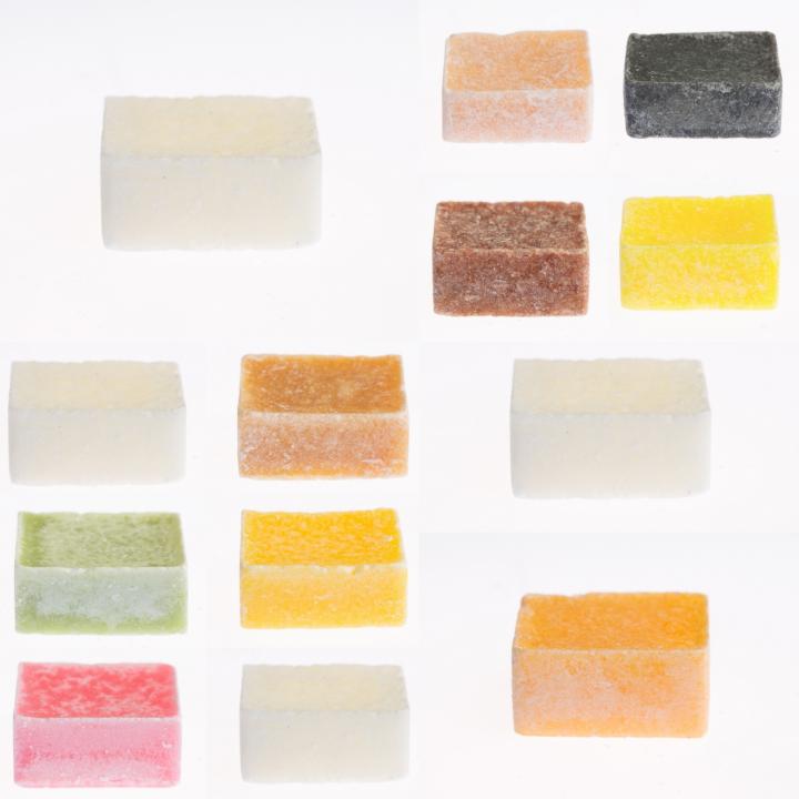 Set met 23 verschillende amberblokjes | geurblokjes uit Marokko | cadeauset of proefset