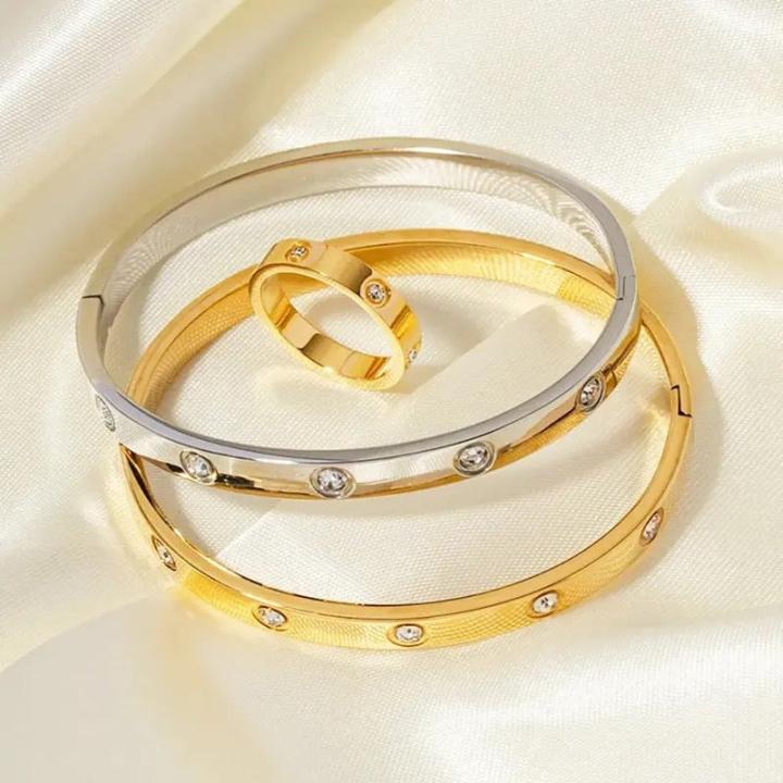 Golden Amore Bracelet