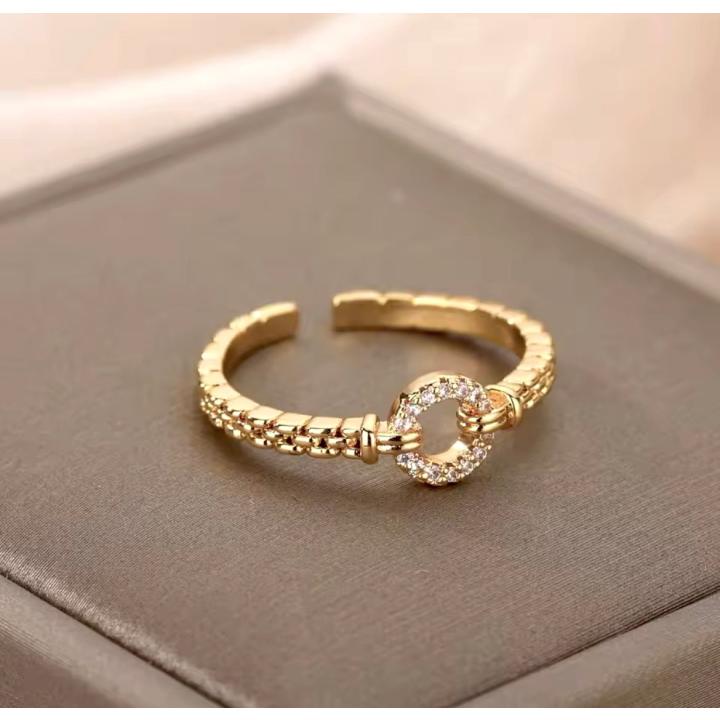 Iconic Sparkle Ring