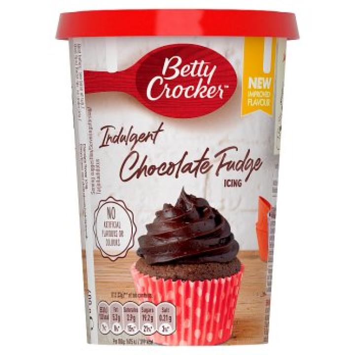 Betty Crocker Indulgent Chocolate Fudge Icing, 400g