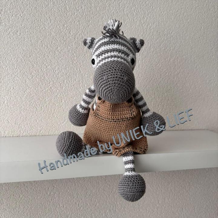 Sep Zebra met tuinbroek