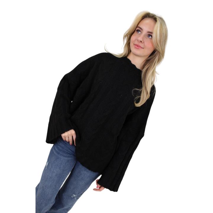 CABLE BASIC KNIT | BLACK