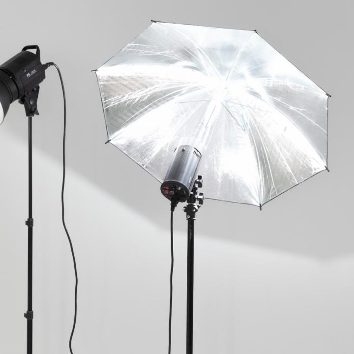 Maak gebruik van onze studio voor professionele (product) foto's.