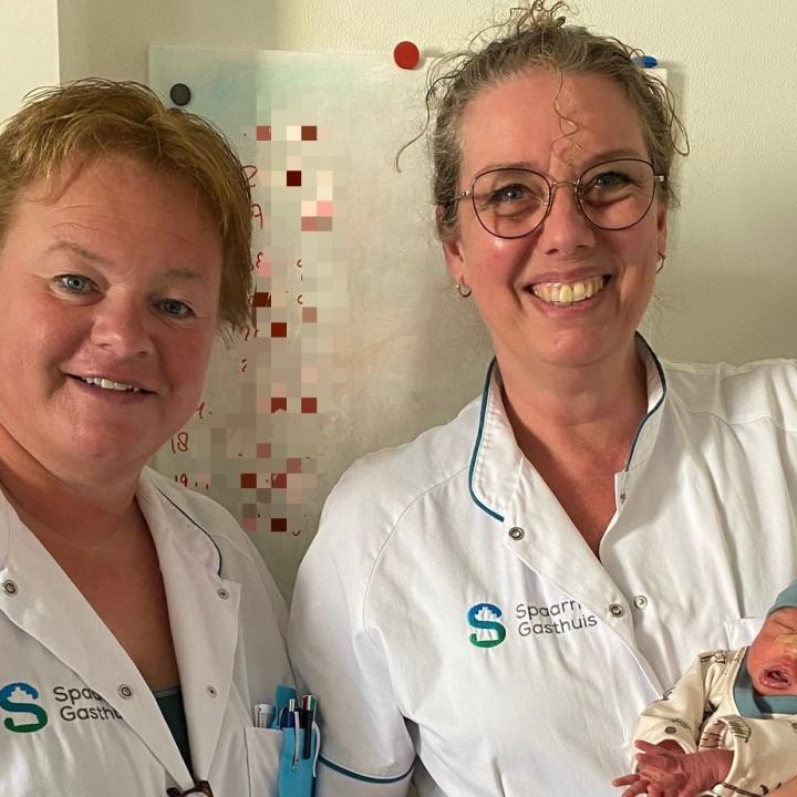 NeoNurses Shirley en Marsha bieden een ruim assortiment voor te vroeg geboren baby'tjes